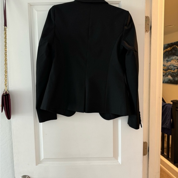 Black blazer great for work or going out! Professional worn twice - Picture 4 of 5